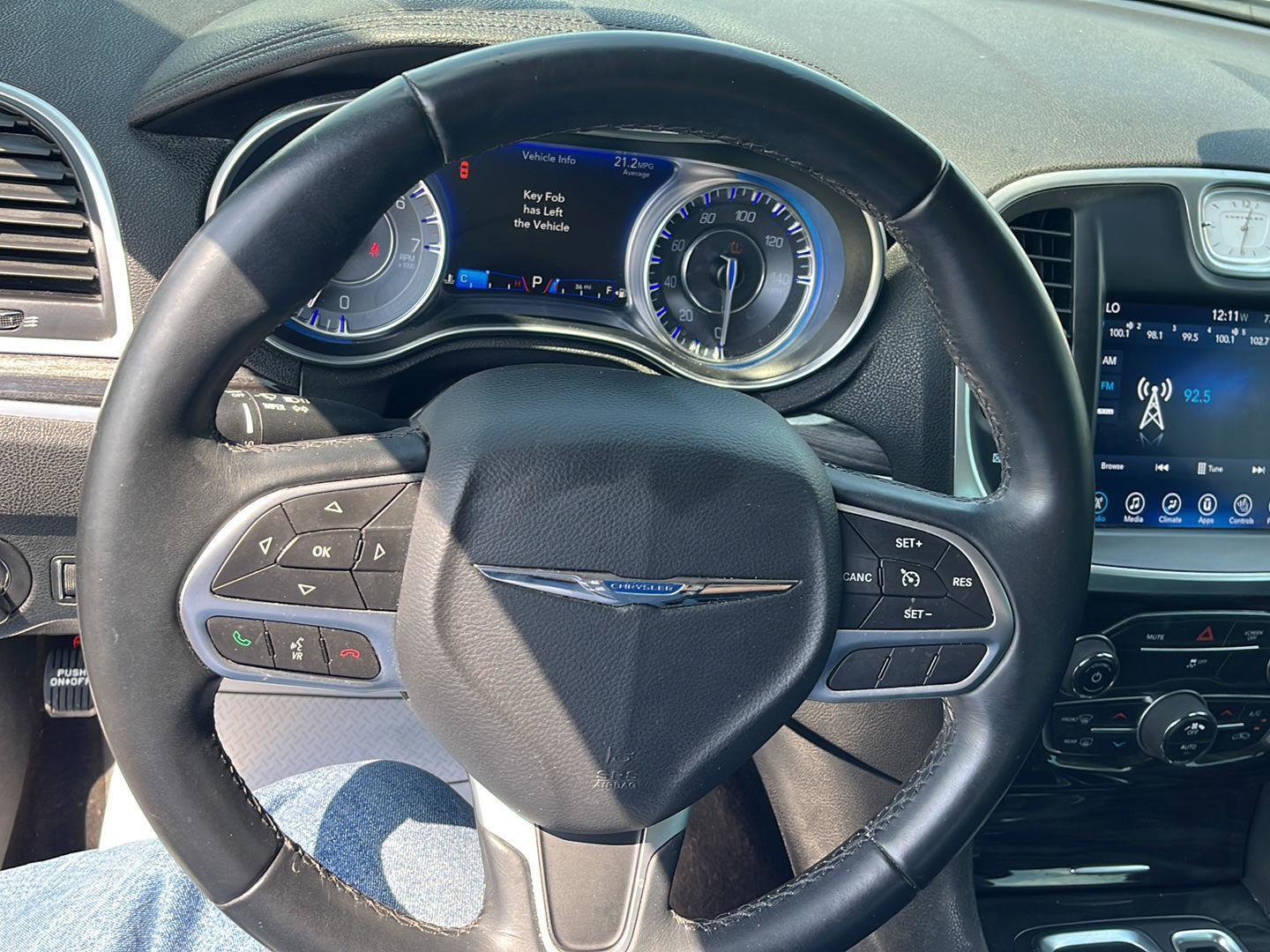 Used 2017 Chrysler 300 Limited w/ Value Package RWD image 10