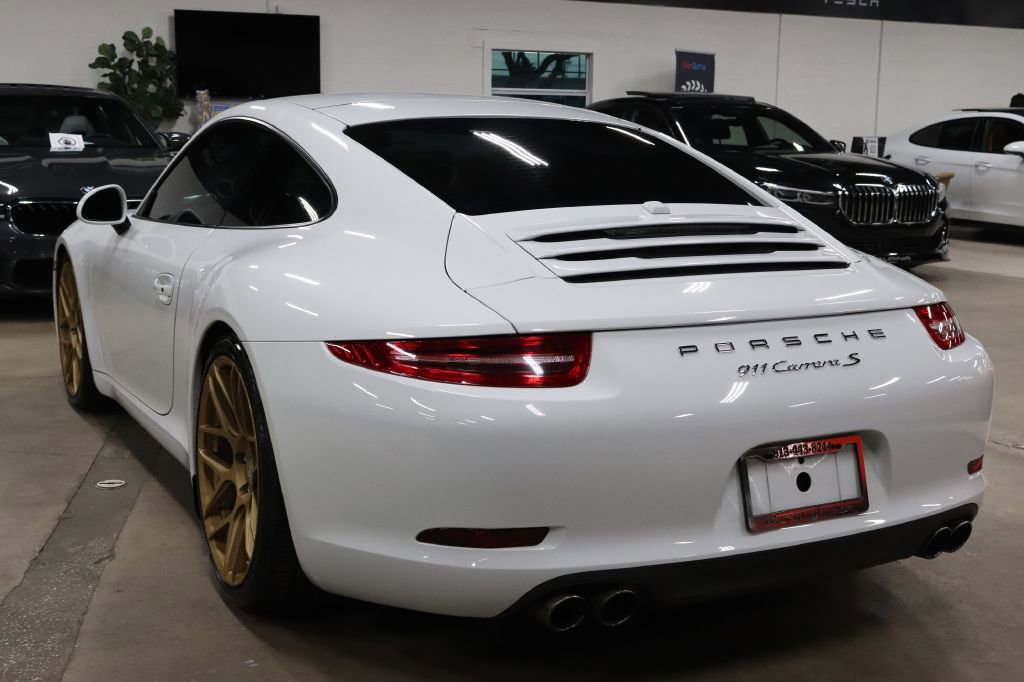 Used 2013 Porsche 911 Carrera S image 3