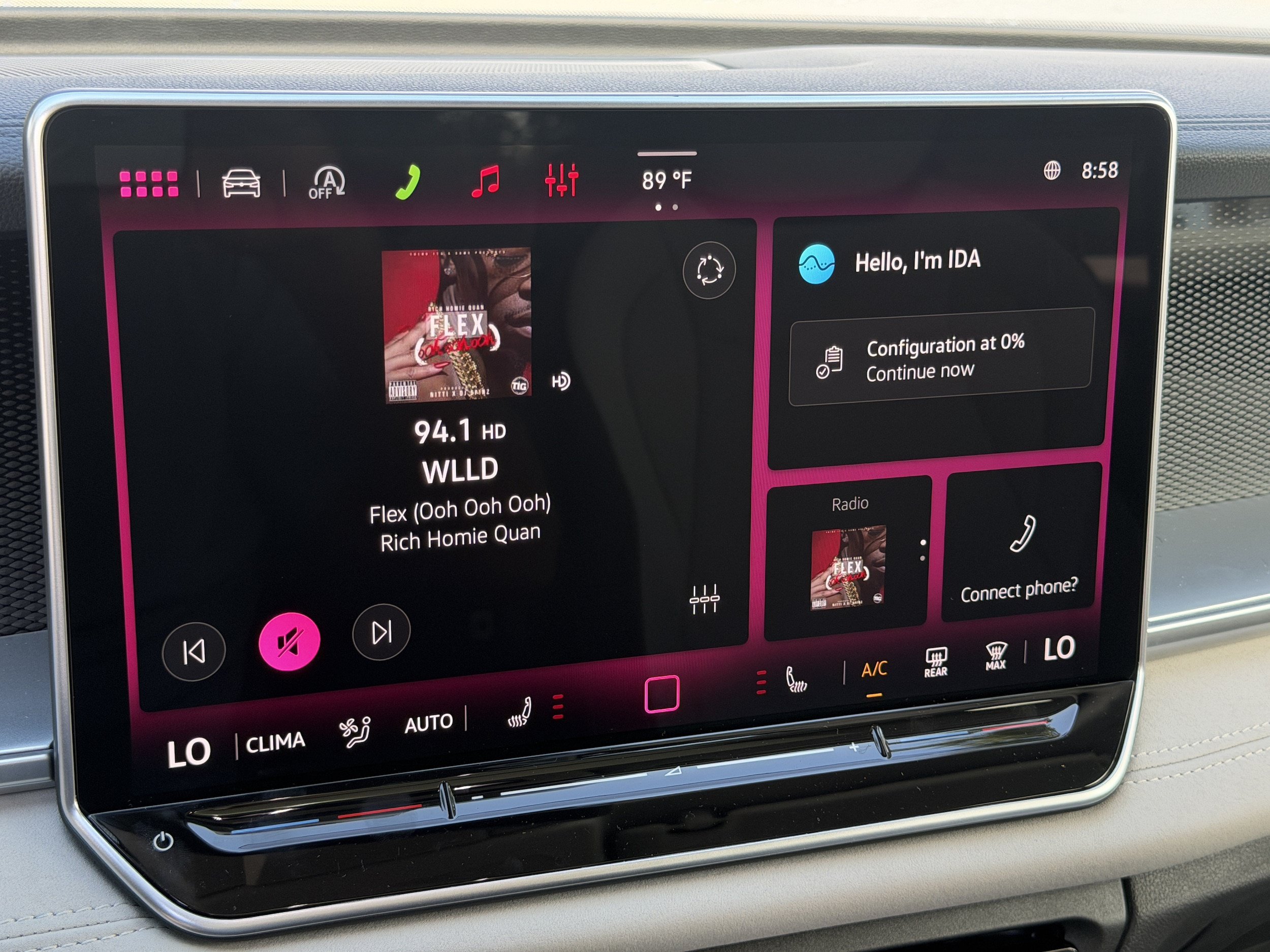 New 2026 Volkswagen Tiguan SE FWD image 25