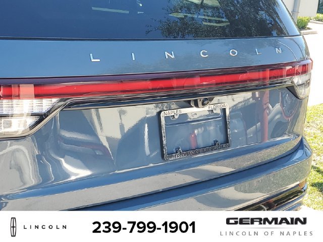 New 2026 Lincoln Aviator AWD w/ Jet Appearance Package image 16