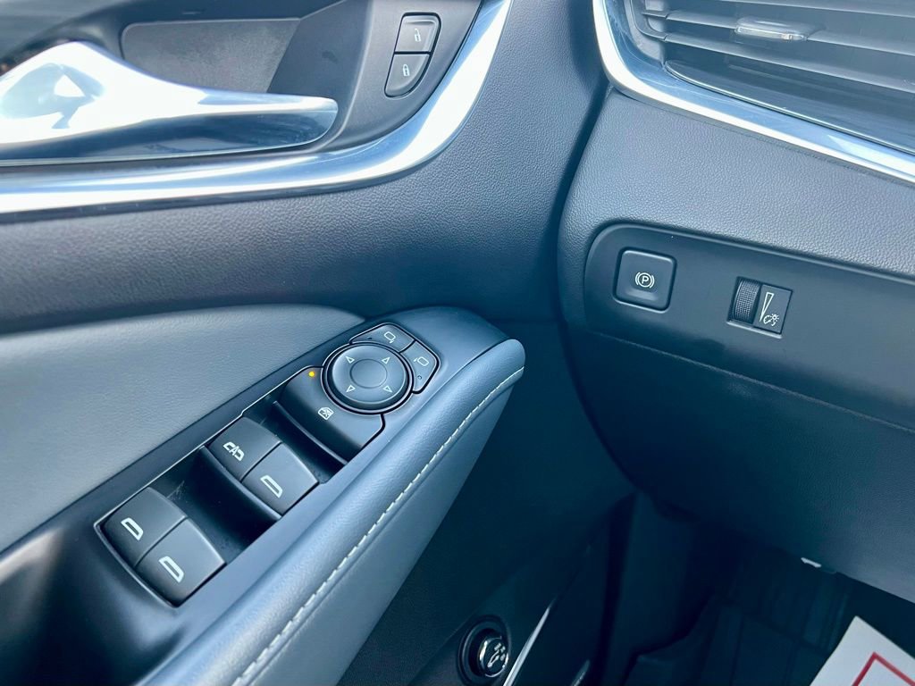 Used 2023 Buick Enclave Essence w/ Experience Buick Package image 16