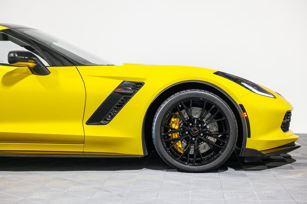 Used 2017 Chevrolet Corvette Z06 RWD image 4