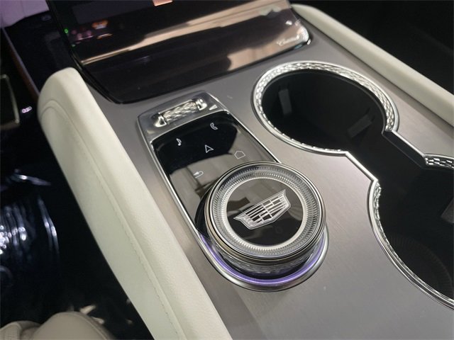 New 2026 Cadillac Vistiq Sport w/ LPO, Floor Liner Package image 23