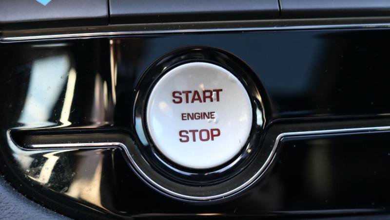 Used 2018 Jaguar F-PACE S image 15