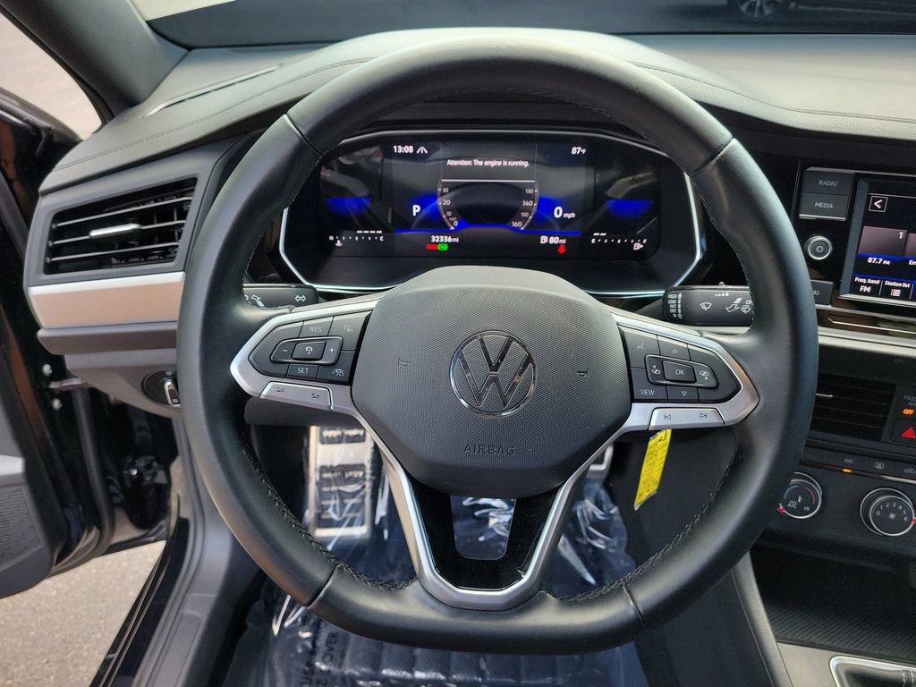 Used 2023 Volkswagen Jetta Sport image 25