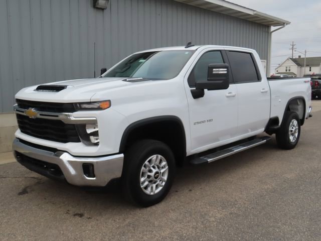 Used 2025 Chevrolet Silverado 2500 LT w/ Convenience Package image 9