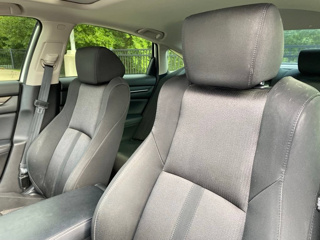 Used 2018 Honda Accord EX image 13