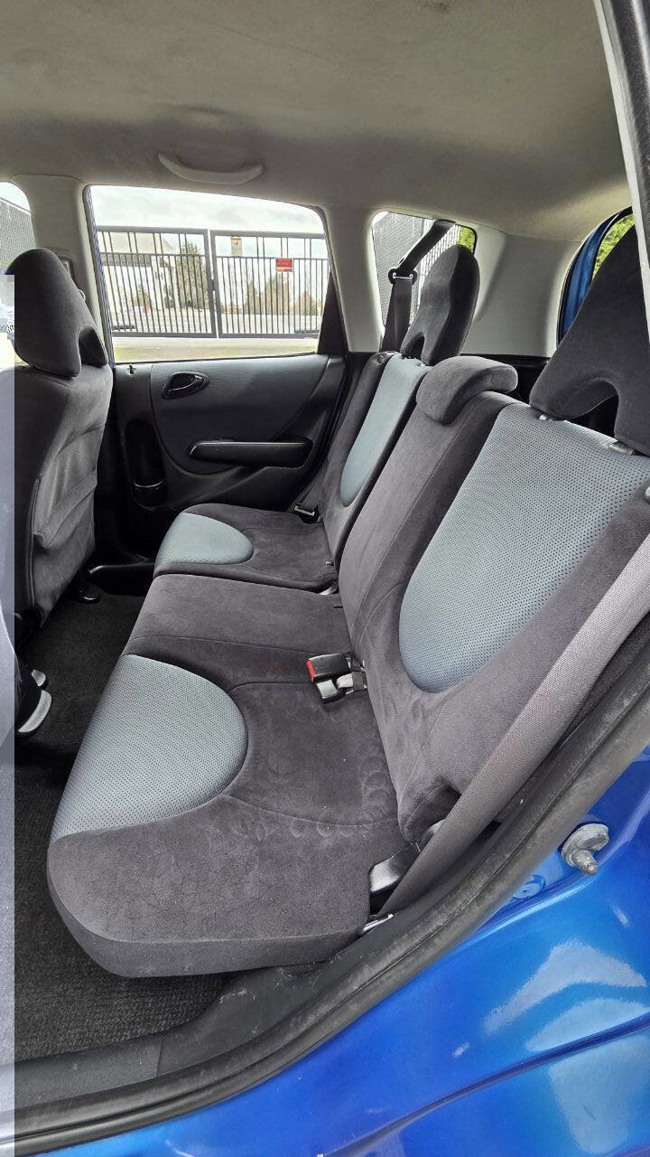 Used 2007 Honda Fit Sport image 11