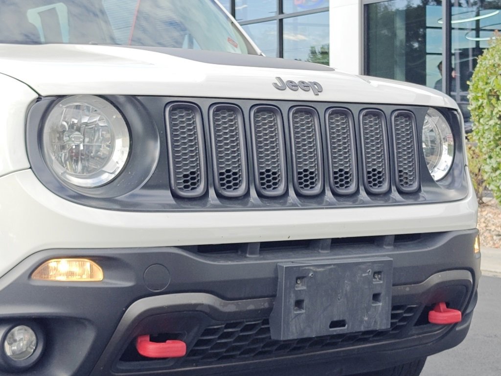 Used 2016 Jeep Renegade Trailhawk image 30