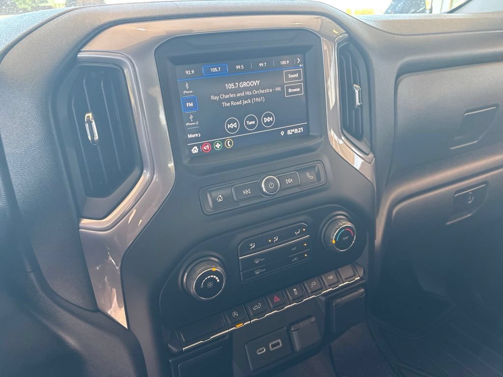 Used 2022 Chevrolet Silverado 1500 Custom RWD image 12