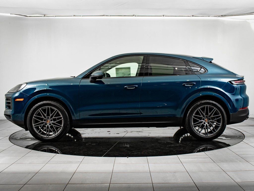 New 2026 Porsche Cayenne Coupe image 2