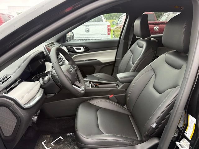 New 2026 Jeep Compass Limited AWD/4WD image 15