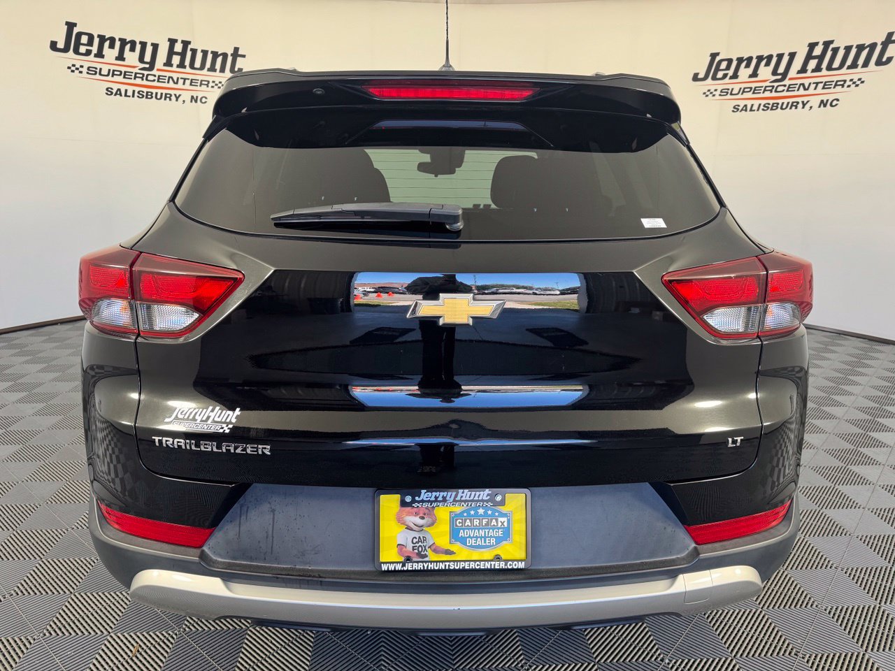 Used 2023 Chevrolet TrailBlazer LT FWD image 6