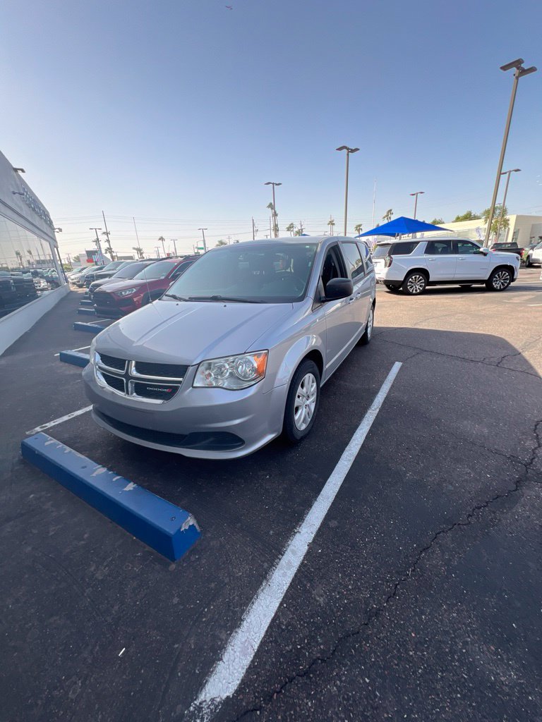 Used 2018 Dodge Grand Caravan SE FWD image 20