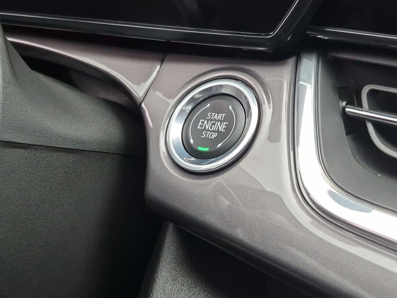 New 2026 Chevrolet Trax ACTIV w/ Driver Confidence Package FWD image 17