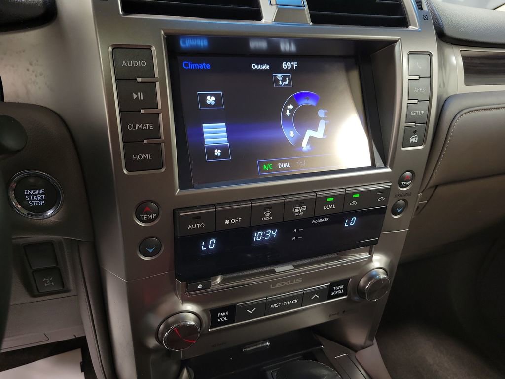 Used 2019 Lexus GX 460 image 15