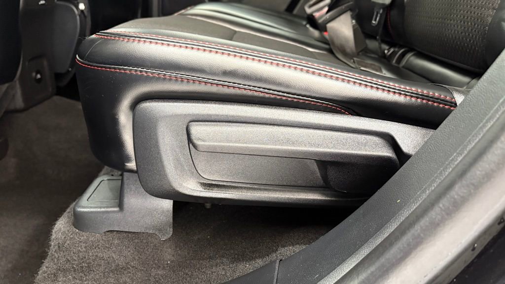 Used 2025 Ford Escape ST-Line Select image 18