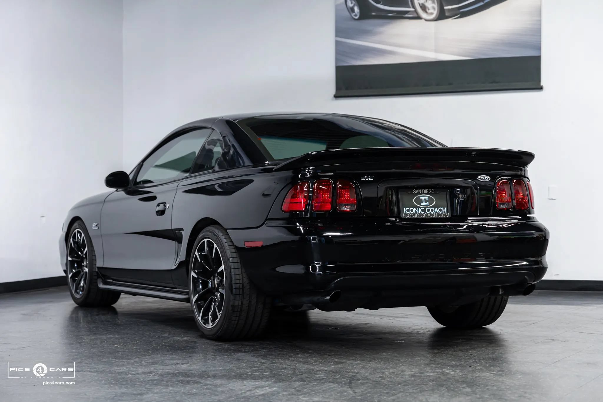 Used 1994 Ford Mustang GT RWD image 32