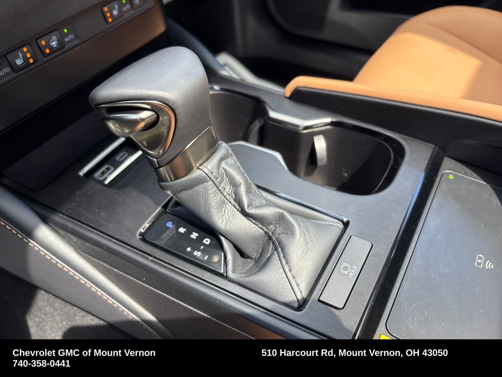 Used 2025 Lexus ES 350 w/ Premium Package image 29