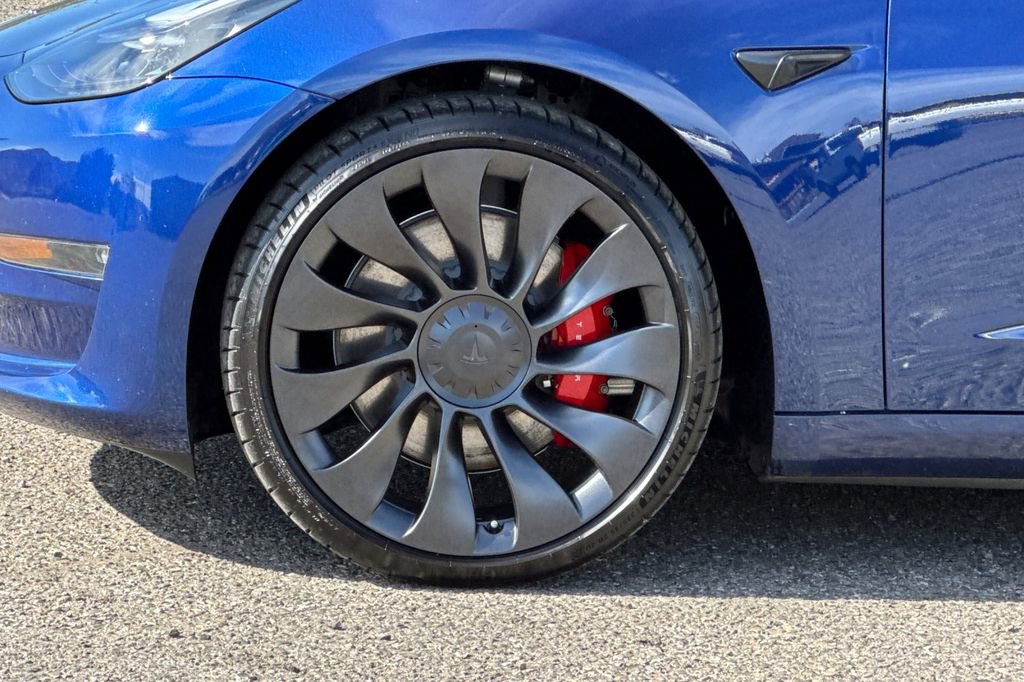 Used 2023 Tesla Model 3 Performance image 31