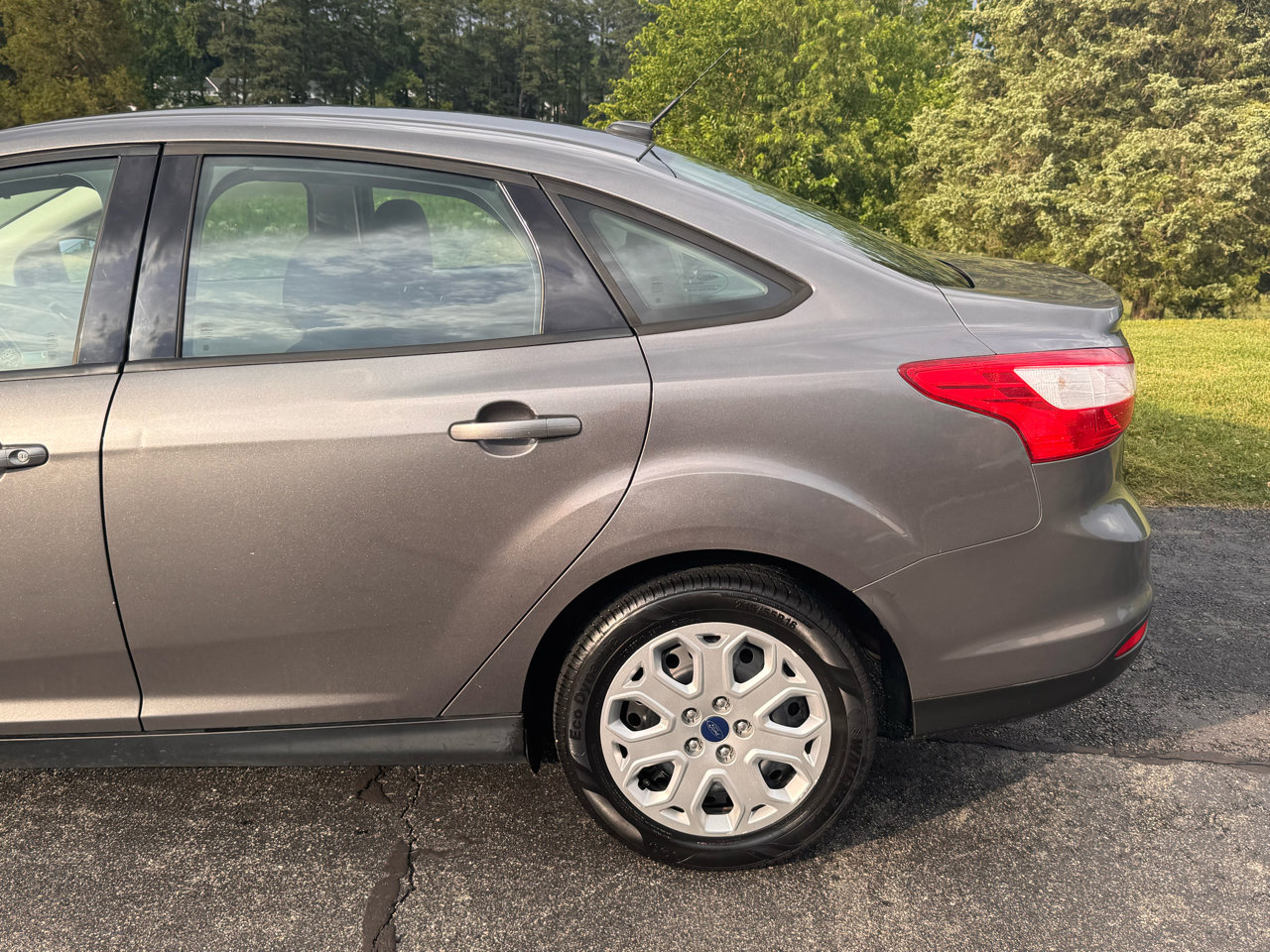 Used 2012 Ford Focus SE image 8