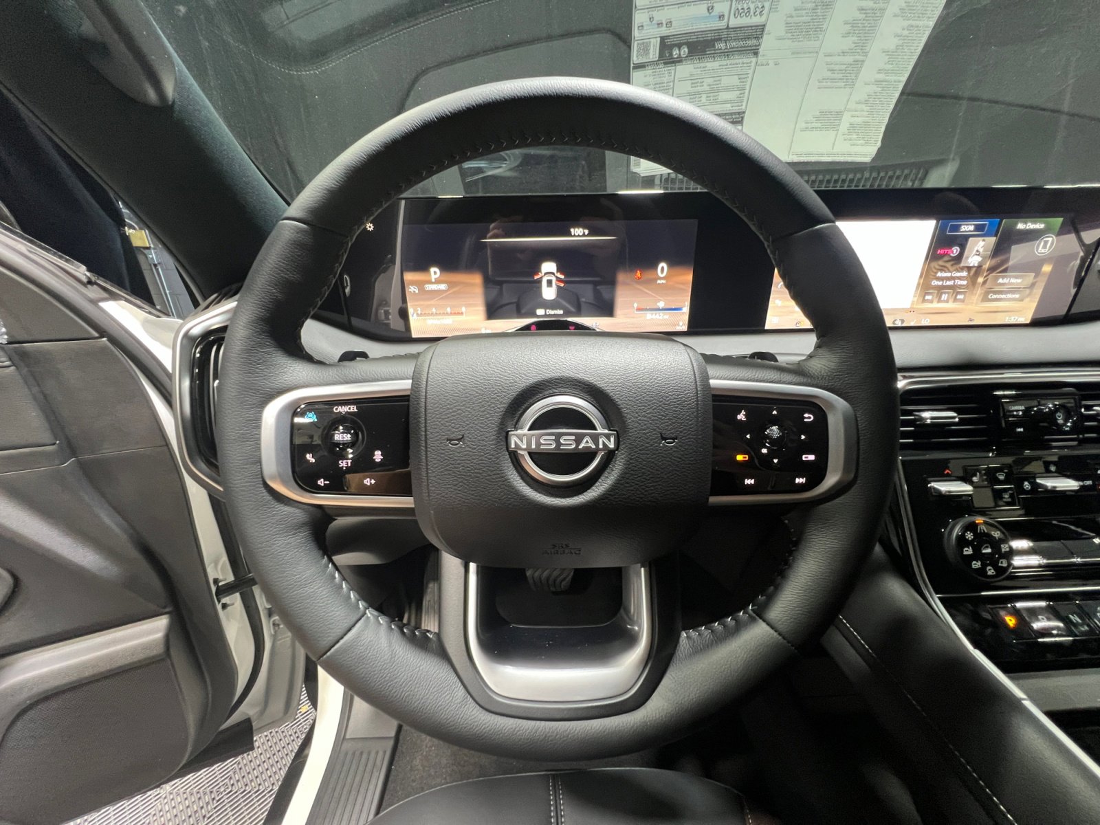 New 2026 Nissan Armada SL w/ Captain's Chari Seat Package image 9