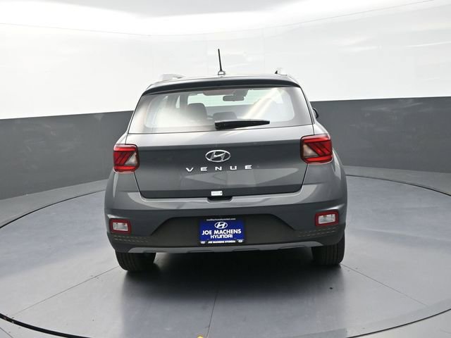 New 2026 Hyundai Venue SEL FWD image 7