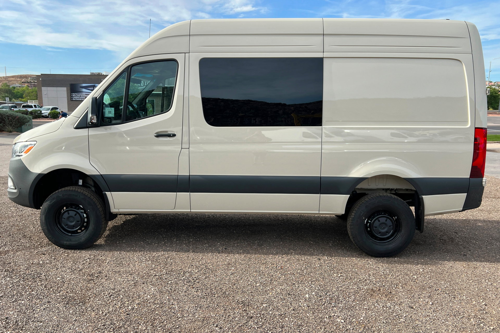 New 2026 Mercedes-Benz Sprinter 2500 image 2
