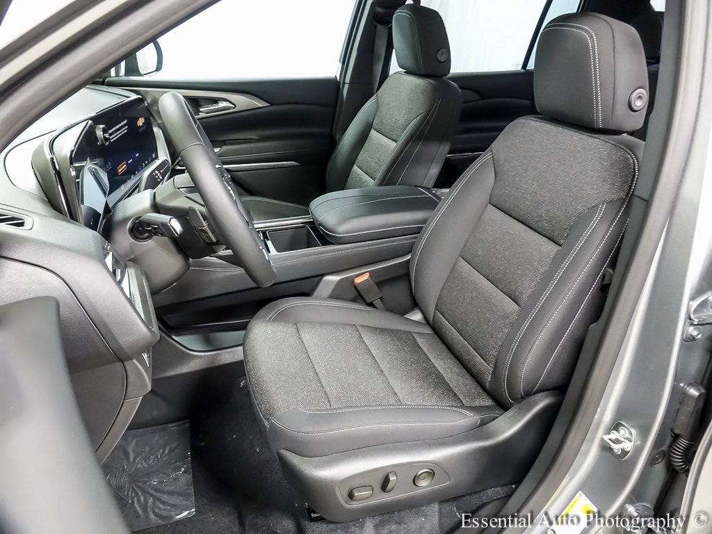 New 2026 Chevrolet Traverse LT w/ Driver Confidence Package image 9