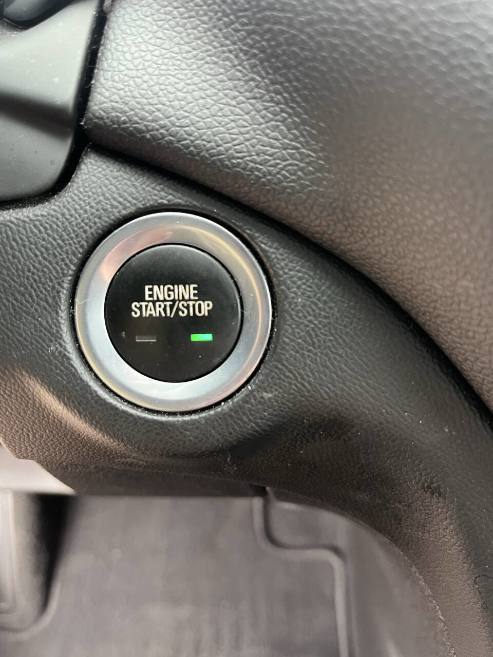 Used 2018 Chevrolet Equinox LT image 26