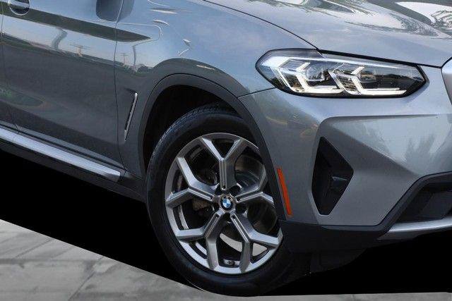 Used 2024 BMW X3 xDrive30i w/ Convenience Package AWD/4WD image 3