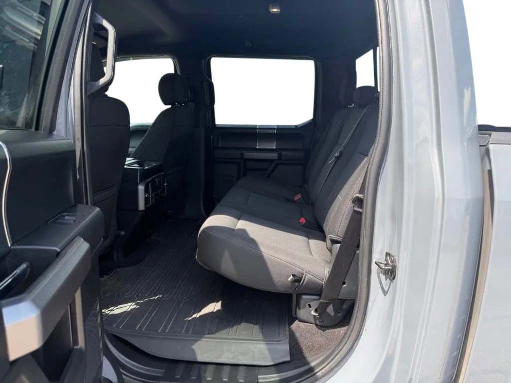 Used 2020 Ford F150 XLT w/ Equipment Group 302A Luxury AWD/4WD image 29