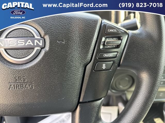 Used 2025 Nissan Frontier SV RWD image 23