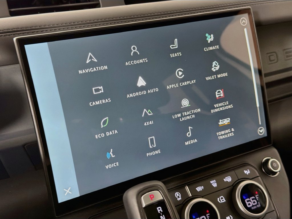 New 2026 Land Rover Defender 110 X-Dynamic SE AWD/4WD image 15