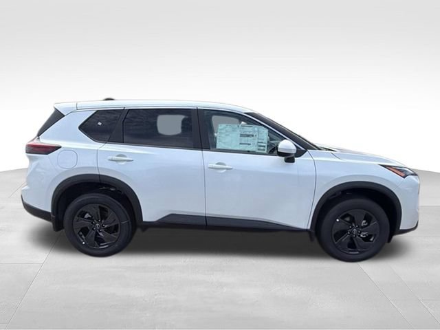 New 2026 Nissan Rogue SV w/ Cold Weather Package FWD image 6