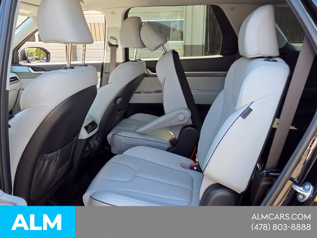 Used 2025 Hyundai Palisade SEL FWD image 4