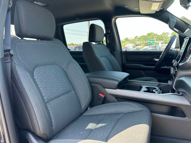 New 2026 RAM 1500 Express AWD/4WD image 44