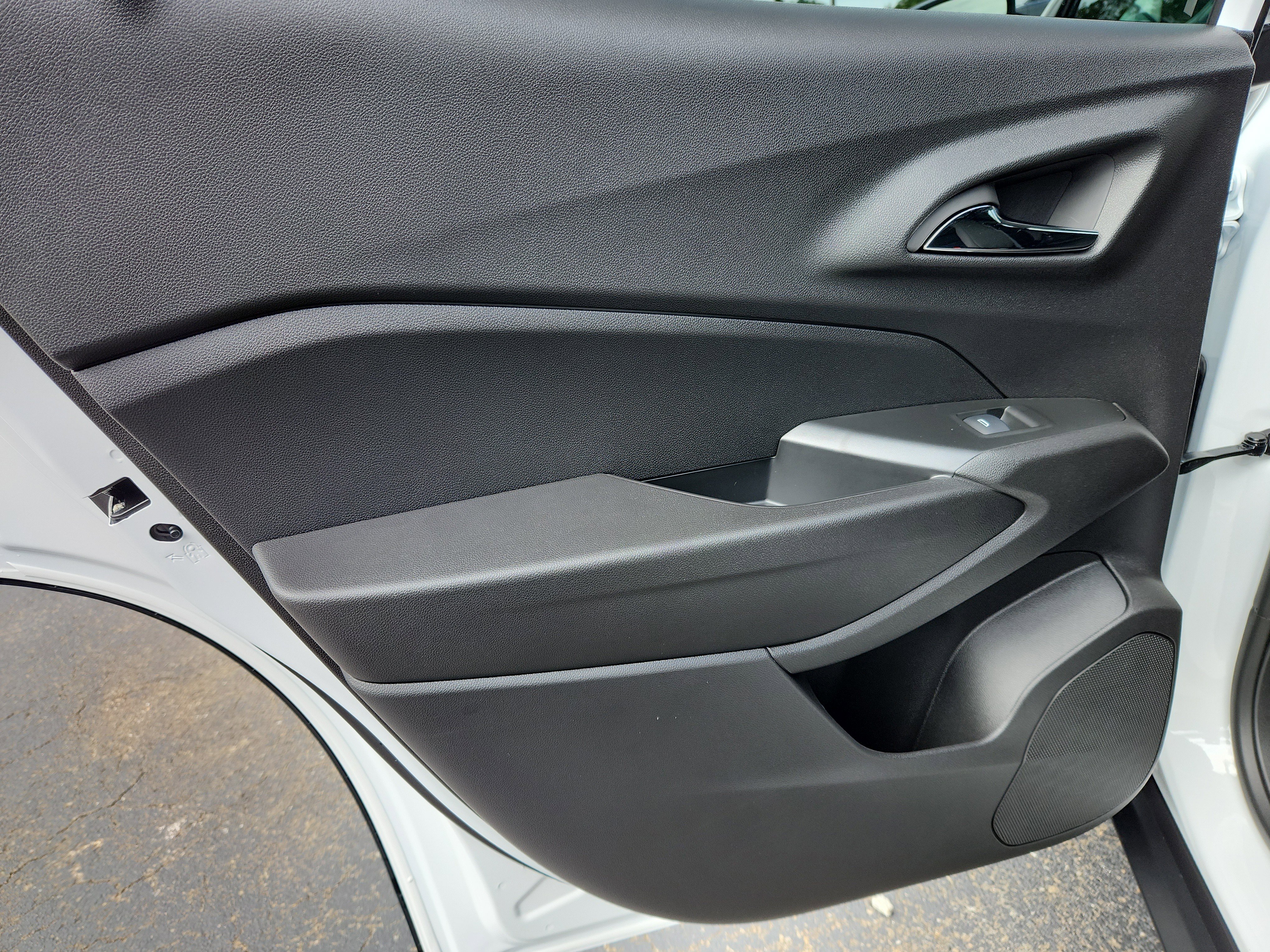 New 2026 Chevrolet Trax ACTIV w/ Driver Confidence Package FWD image 19