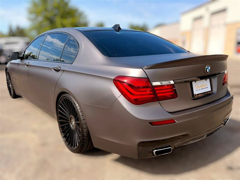 Used 2015 BMW 750Li xDrive AWD/4WD image 5