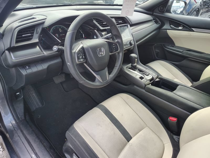 Used 2018 Honda Civic EX image 11