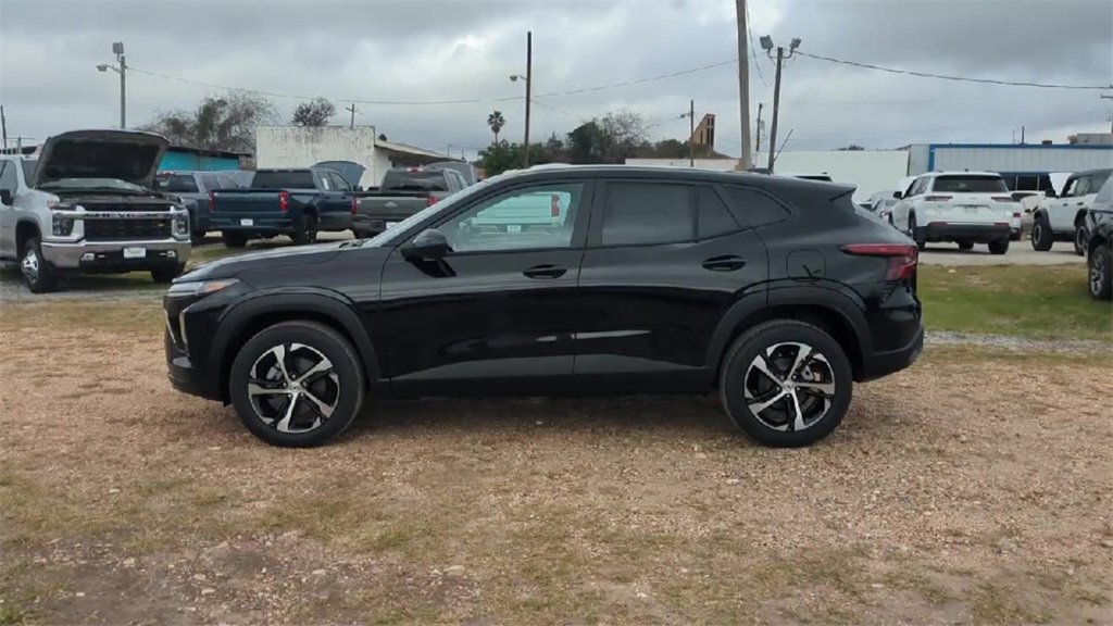 New 2026 Chevrolet Trax RS image 5
