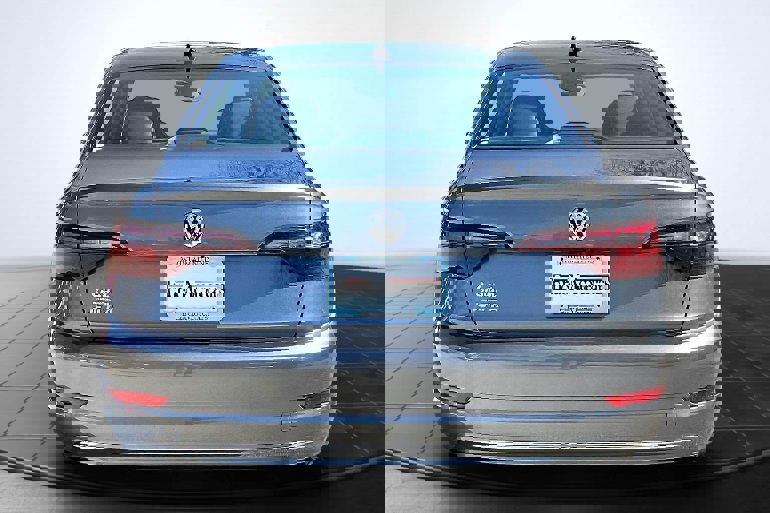 Used 2021 Volkswagen Jetta SE image 4