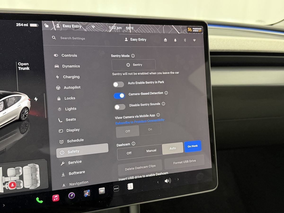 Used 2025 Tesla Model 3 Long Range AWD/4WD image 15
