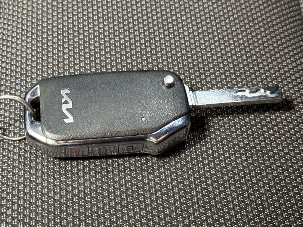 Certified 2024 Kia Forte LXS FWD image 28