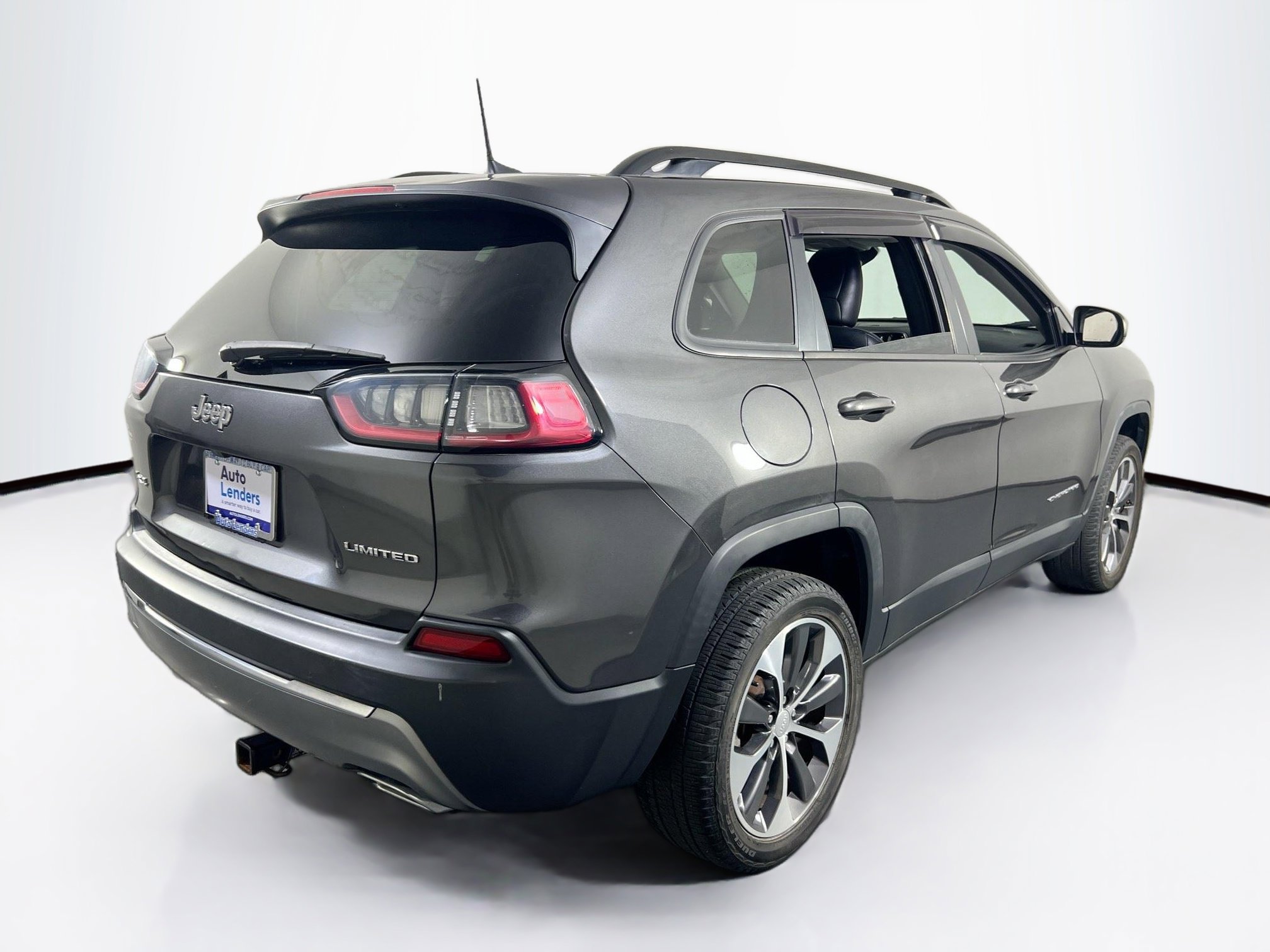Used 2022 Jeep Cherokee Limited w/ Elite Package image 5