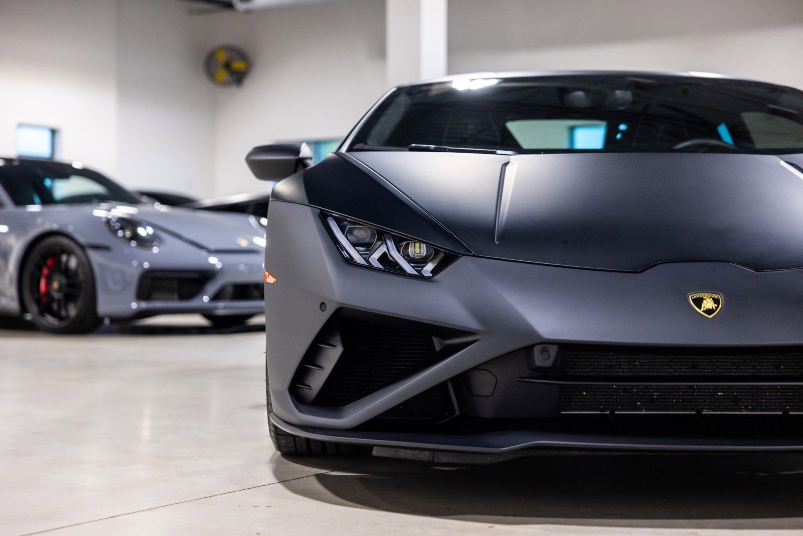Used 2022 Lamborghini Huracan EVO image 22