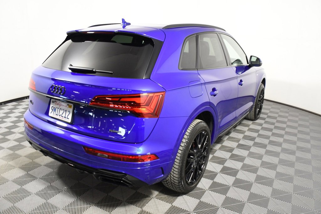Used 2024 Audi Q5 e Prestige w/ Prestige Package image 6