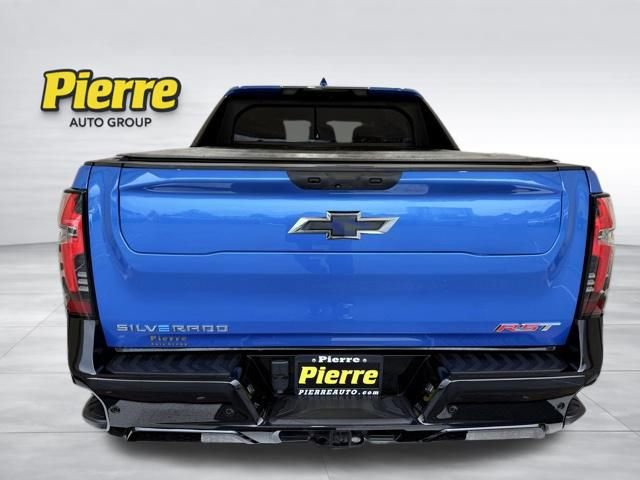 Used 2025 Chevrolet Silverado EV RST AWD/4WD image 3
