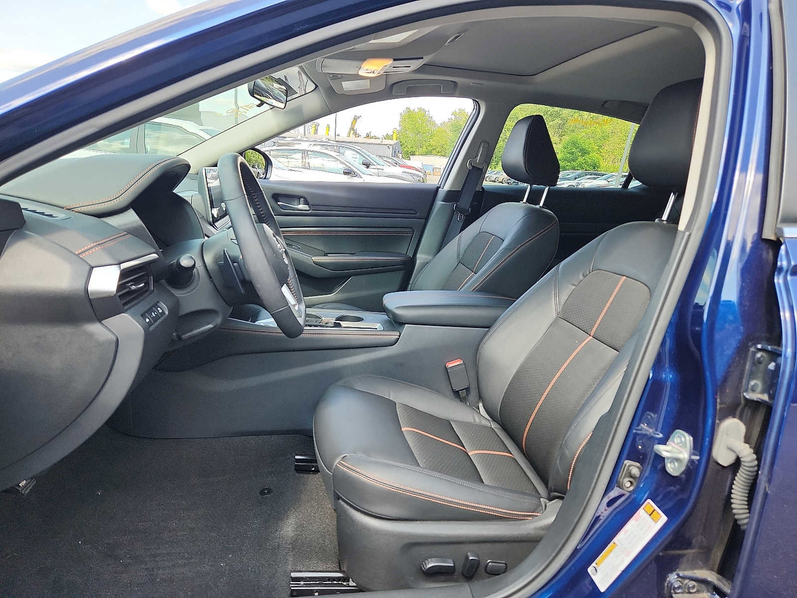 Used 2022 Nissan Altima 2.0 SR image 13