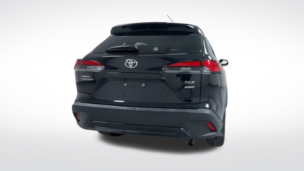 Certified 2026 Toyota Corolla Cross XLE w/ Convenience Package AWD/4WD image 8